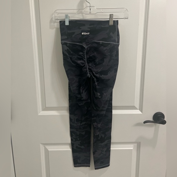 Echt Scrunch Butt Camo Legging - Picture 2 of 3